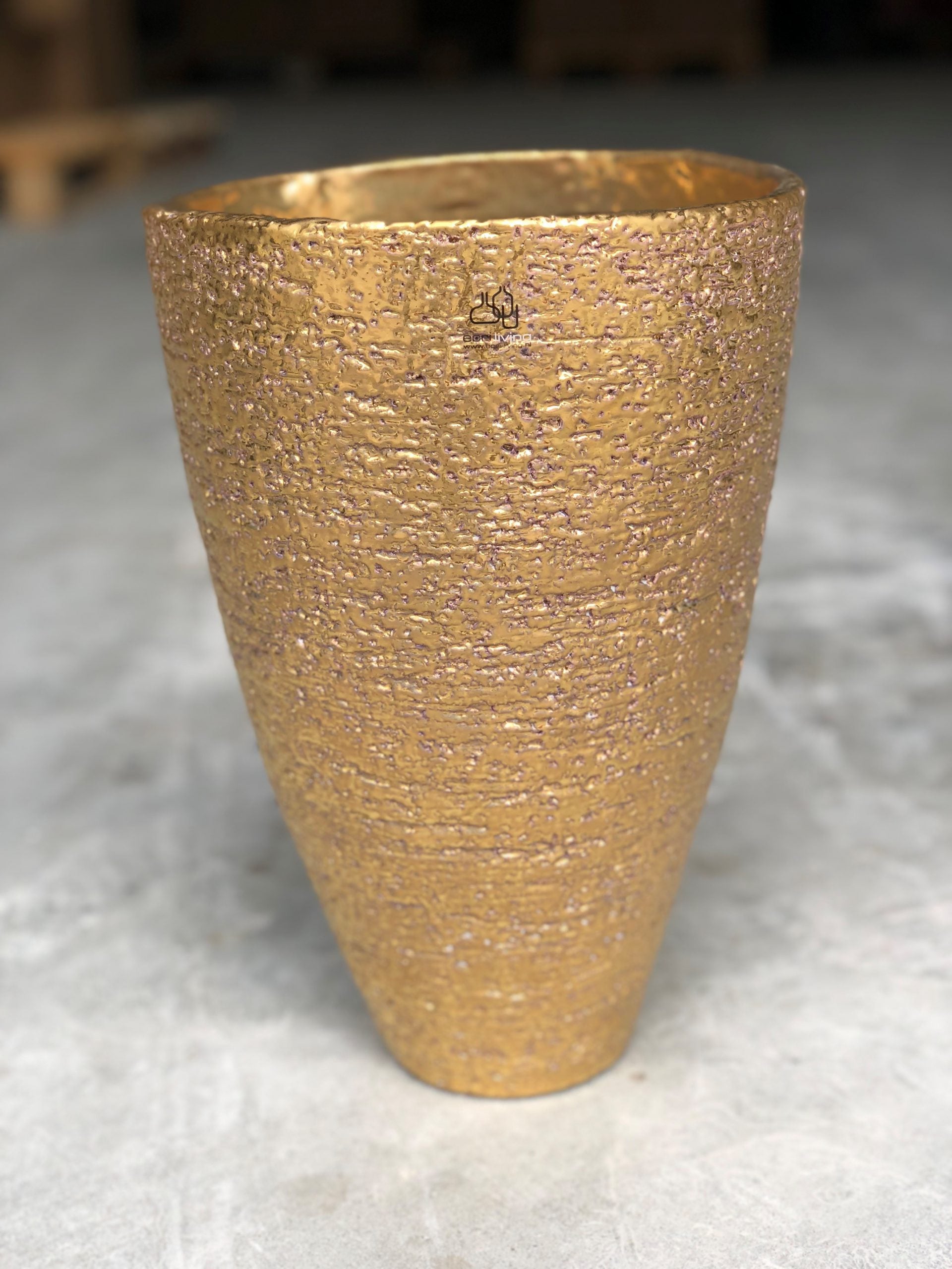 HV108 Rough - Ø 20 x 32 cm
